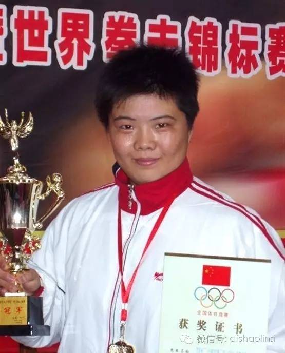 人生没有彩排,每一个细节都是现场直播 周海琴