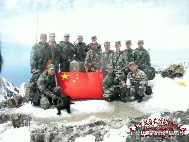 习武当兵!武僧团周凡凡勇斗歹徒人民日报报道