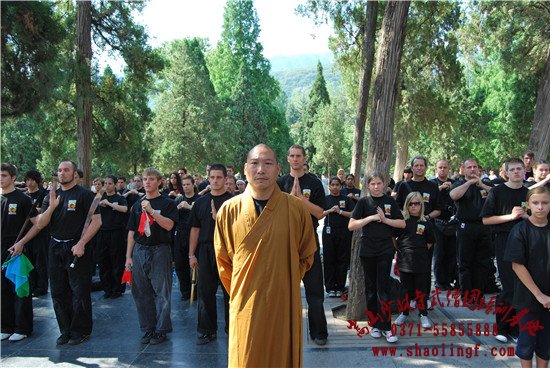 嵩山少林寺文武学校学费
