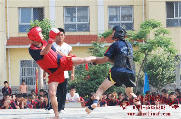 河南嵩山少林文武学校
